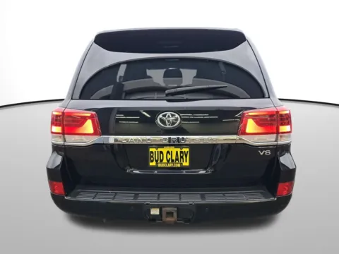 More photos of 2019 Toyota Land Cruiser at Bud Clary Auburn Volkswagen, WA