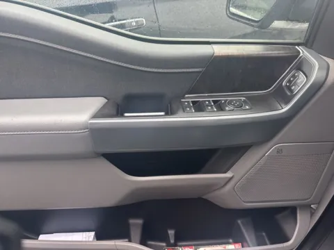 More photos of 2023 Ford F-150 Lariat at Auburn Volkswagen, WA