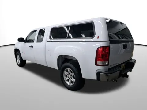 Another view of 2008 GMC Sierra 1500 SLE2 for sale in Auburn, WA at Bud Clary Auburn Volkswagen