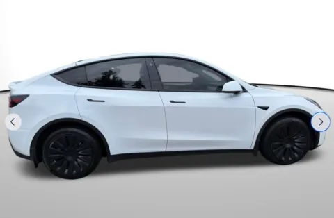 More photos of 2023 Tesla Model Y Long Range at Bud Clary Auburn Volkswagen, WA