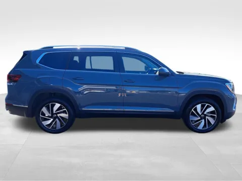 More photos of 2025 Volkswagen Atlas 2.0T SEL at Bud Clary Auburn Volkswagen, WA