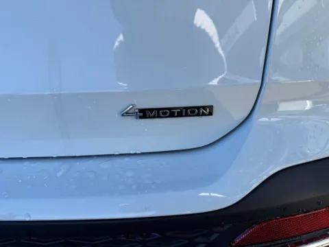 More photos of 2024 Volkswagen Taos 1.5T SE at Bud Clary Auburn Volkswagen, WA