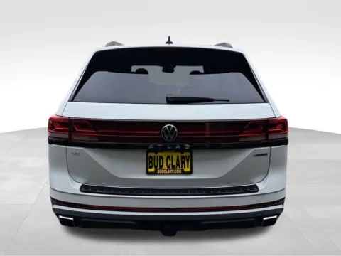 More photos of 2026 Volkswagen Atlas 2.0T Peak Edition at Bud Clary Auburn Volkswagen, WA