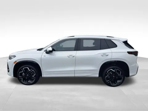 Photos of 2026 Volkswagen Tiguan 2.0T SEL R-Line Turbo for sale in Auburn, WA at Bud Clary Auburn Volkswagen