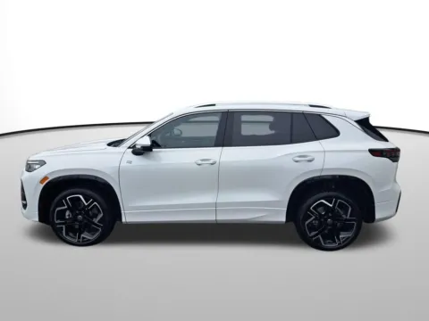 Photos of 2026 Volkswagen Tiguan 2.0T SEL R-Line Turbo for sale in Auburn, WA at Bud Clary Auburn Volkswagen