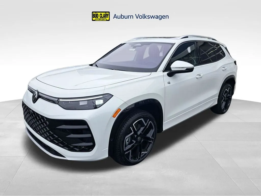 White 2026 Volkswagen Tiguan 2.0T SEL R-Line Turbo for sale in Auburn, WA