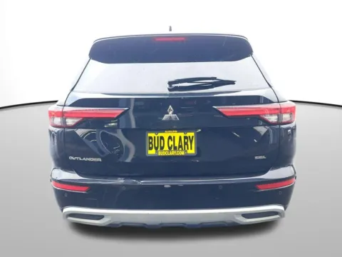 More photos of 2023 Mitsubishi Outlander SEL 40th Anniversary at Bud Clary Auburn Volkswagen, WA