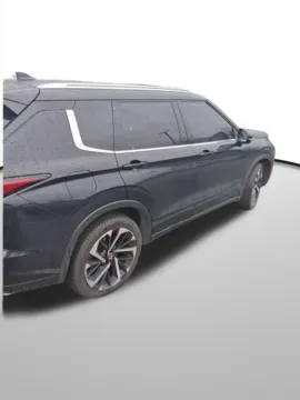 More photos of 2023 Mitsubishi Outlander SEL 40th Anniversary at Bud Clary Auburn Volkswagen, WA