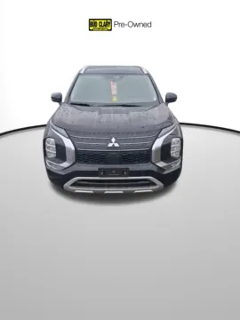 Silver 2023 Mitsubishi Outlander SEL 40th Anniversary for sale in Auburn, WA