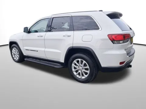 Another view of 2022 Jeep Grand Cherokee WK Laredo E for sale in Auburn, WA at Bud Clary Auburn Volkswagen