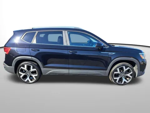 More photos of 2023 Volkswagen Taos 1.5T SEL at Bud Clary Auburn Volkswagen, WA