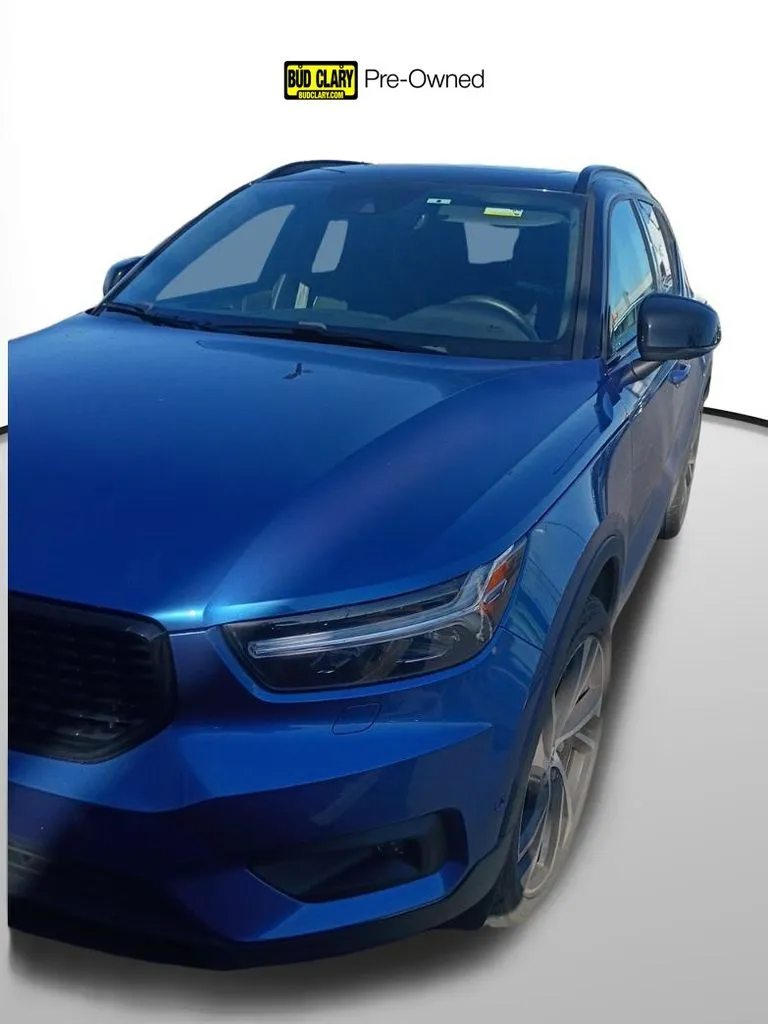 Blue 2021 Volvo XC40 R-Design for sale in Auburn, WA