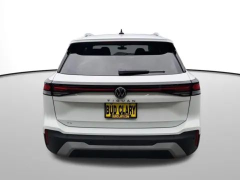 More photos of 2025 Volkswagen Tiguan 2.0T SE at Bud Clary Auburn Volkswagen, WA