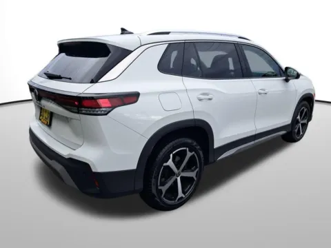 More photos of 2025 Volkswagen Tiguan 2.0T SE at Bud Clary Auburn Volkswagen, WA