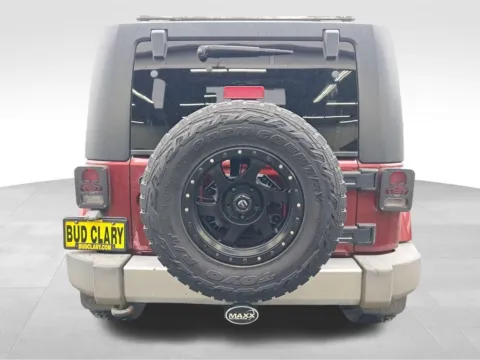 More photos of 2009 Jeep Wrangler Unlimited Sahara at Bud Clary Auburn Volkswagen, WA