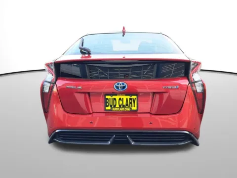More photos of 2018 Toyota Prius Four at Bud Clary Auburn Volkswagen, WA