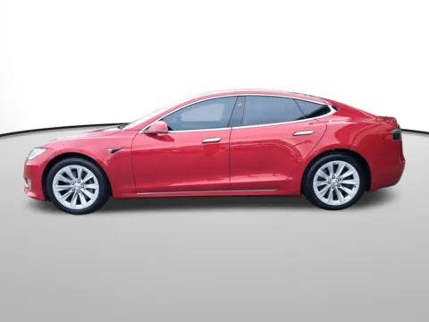 Photos of 2018 Tesla Model S 75D for sale in Auburn, WA at Bud Clary Auburn Volkswagen