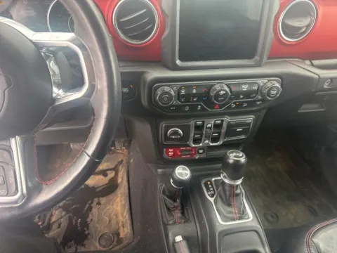 Photos of 2018 Jeep Wrangler Unlimited Rubicon for sale in Auburn, WA at Bud Clary Auburn Volkswagen