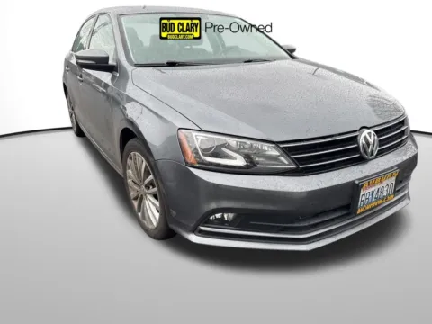 Silver 2016 Volkswagen Jetta 1.8T SEL for sale in Auburn, WA