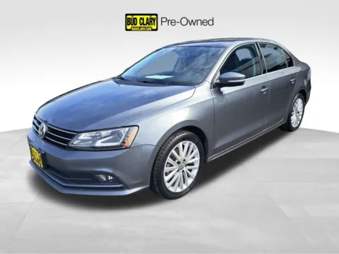 Silver 2016 Volkswagen Jetta 1.8T SEL for sale in Auburn, WA