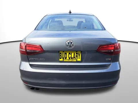 More photos of 2016 Volkswagen Jetta 1.8T SEL at Bud Clary Auburn Volkswagen, WA