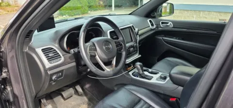 Photos of 2018 Jeep Grand Cherokee Limited for sale in Auburn, WA at Bud Clary Auburn Volkswagen