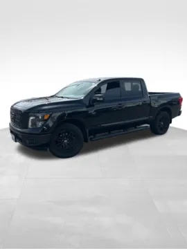 Photos of 2018 Nissan Titan SV for sale in Auburn, WA at Bud Clary Auburn Volkswagen