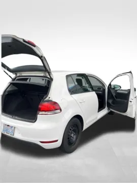 More photos of 2014 Volkswagen Golf 2.5L at Bud Clary Auburn Volkswagen, WA
