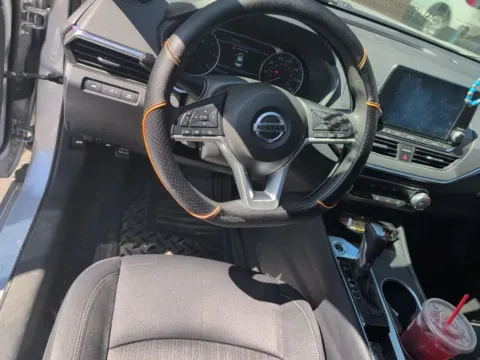 More photos of 2022 Nissan Altima 2.5 SV at Bud Clary Auburn Volkswagen, WA