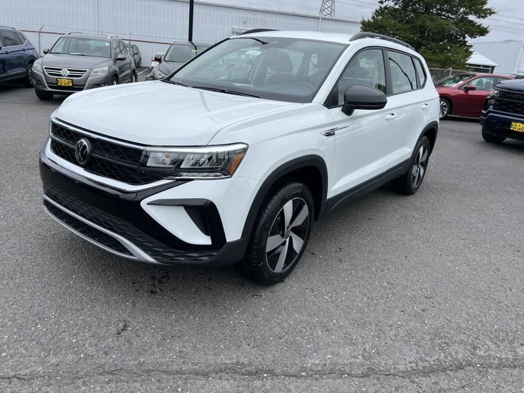 2024 Volkswagen Taos S for sale in Auburn, WA