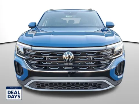 Photos of 2025 Volkswagen Atlas Cross Sport 2.0T SEL for sale in Auburn, WA at Auburn Volkswagen