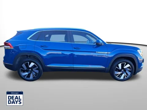 More photos of 2025 Volkswagen Atlas Cross Sport 2.0T SEL at Auburn Volkswagen, WA