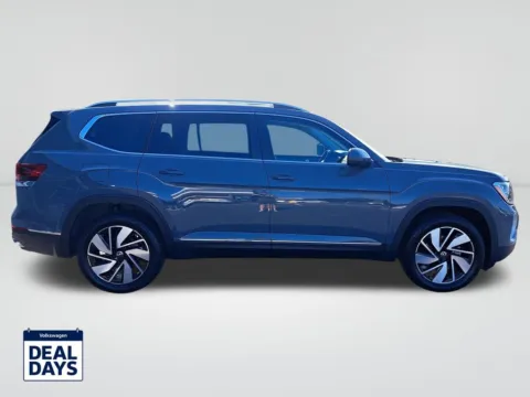 More photos of 2025 Volkswagen Atlas 2.0T SEL at Auburn Volkswagen, WA