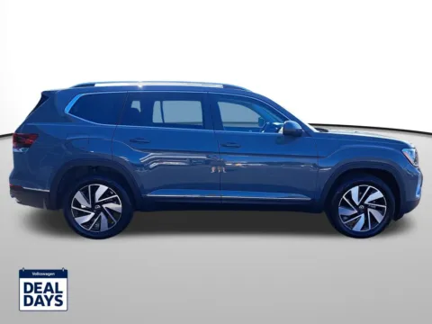 More photos of 2025 Volkswagen Atlas 2.0T SEL at Auburn Volkswagen, WA
