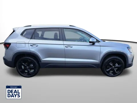 More photos of 2025 Volkswagen Taos 1.5T SEL at Auburn Volkswagen, WA