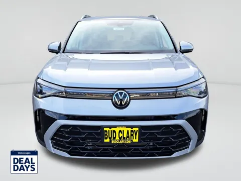 Photos of 2025 Volkswagen Taos 1.5T SEL for sale in Auburn, WA at Auburn Volkswagen