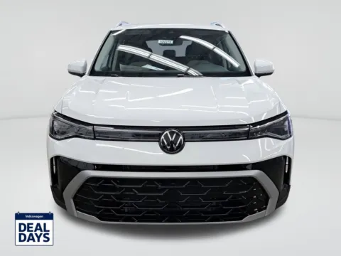 Photos of 2025 Volkswagen Taos 1.5T SEL for sale in Auburn, WA at Auburn Volkswagen