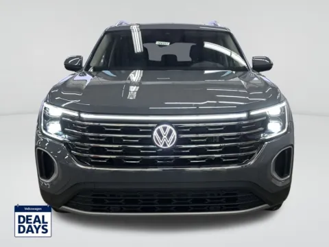 Photos of 2025 Volkswagen Atlas 2.0T SEL for sale in Auburn, WA at Auburn Volkswagen
