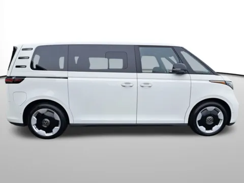 More photos of 2025 Volkswagen ID. Buzz Pro S at Auburn Volkswagen, WA