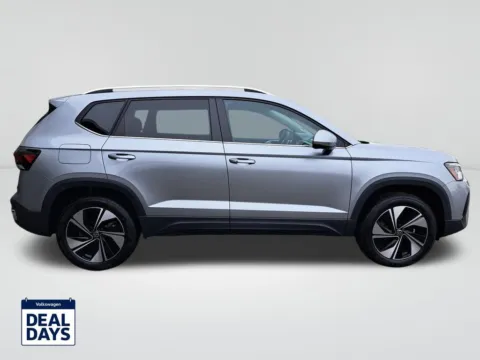 More photos of 2025 Volkswagen Taos 1.5T SE at Auburn Volkswagen, WA