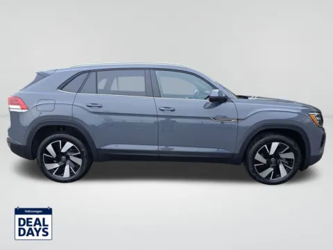 More photos of 2025 Volkswagen Atlas Cross Sport 2.0T SE w/Technology at Auburn Volkswagen, WA