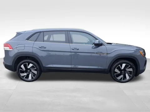 More photos of 2025 Volkswagen Atlas Cross Sport 2.0T SE w/Technology at Bud Clary Auburn Volkswagen, WA
