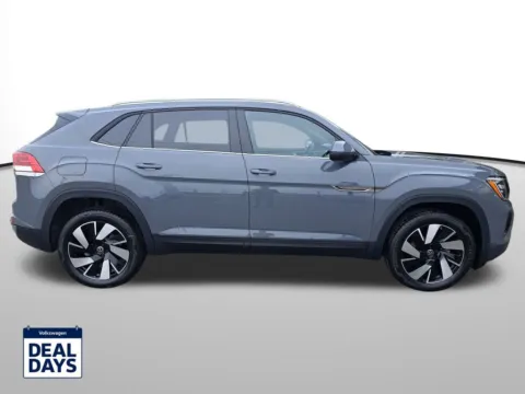 More photos of 2025 Volkswagen Atlas Cross Sport 2.0T SE w/Technology at Auburn Volkswagen, WA