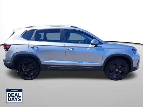 More photos of 2025 Volkswagen Taos 1.5T SEL at Auburn Volkswagen, WA
