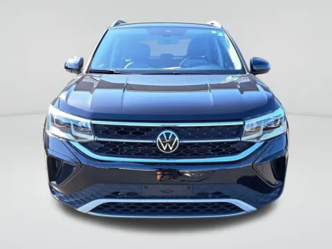 Photos of 2023 Volkswagen Taos 1.5T SEL for sale in Auburn, WA at Auburn Volkswagen