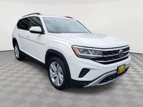 More photos of 2022 Volkswagen Atlas 2.0T SE w/Technology at Auburn Volkswagen, WA