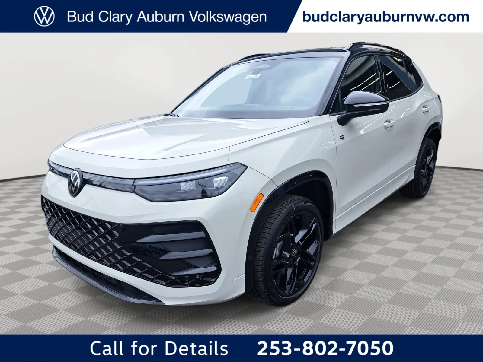 Beige 2025 Volkswagen Tiguan SE R-Line Black for sale in Auburn, WA