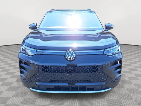 Another view of 2025 Volkswagen Tiguan SEL R-Line for sale in Auburn, WA at Auburn Volkswagen