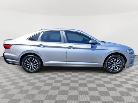 More photos of 2021 Volkswagen Jetta at Auburn Volkswagen, WA