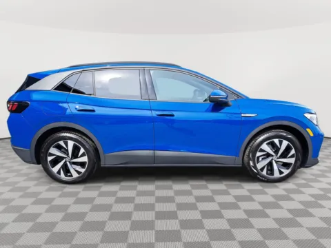 More photos of 2025 Volkswagen ID.4 Pro at Auburn Volkswagen, WA